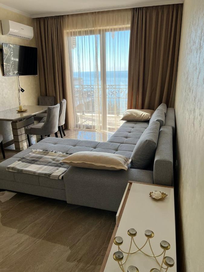Luxury Penthouse Apartments At Valencia Gardens Burgas ภายนอก รูปภาพ