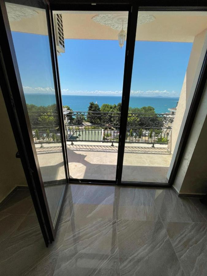 Luxury Penthouse Apartments At Valencia Gardens Burgas ภายนอก รูปภาพ