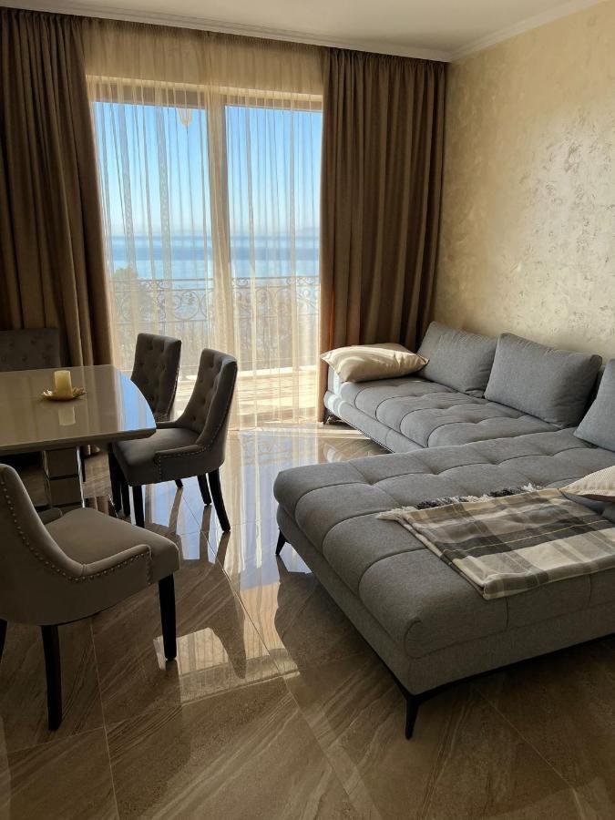 Luxury Penthouse Apartments At Valencia Gardens Burgas ภายนอก รูปภาพ